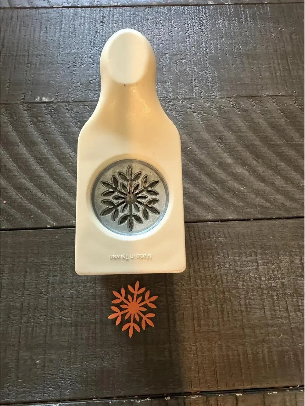Martha Stewart Glacial Snowflake Shape Punch